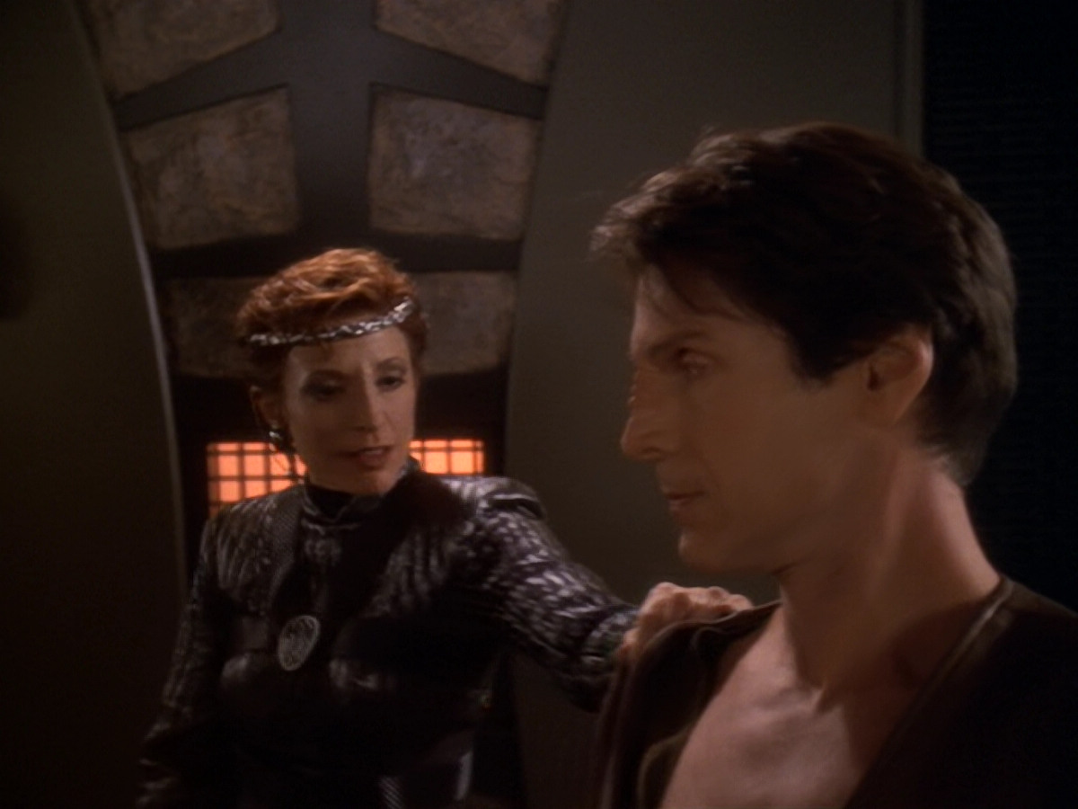 extant_StarTrek_DS9_6x08-Resurrection_02628.jpg