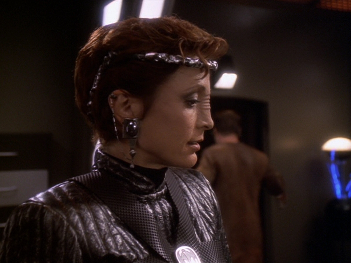 extant_StarTrek_DS9_6x08-Resurrection_02665.jpg