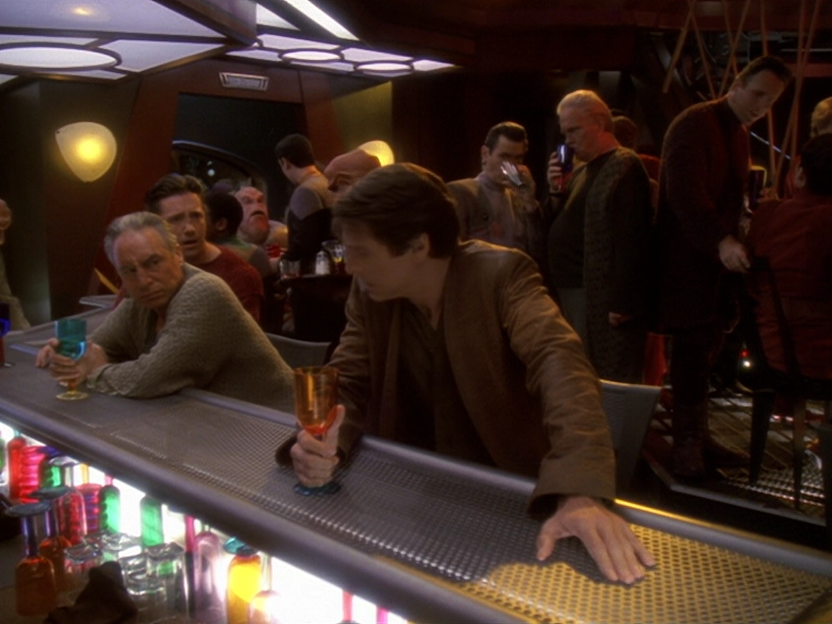 extant_StarTrek_DS9_6x08-Resurrection_02688.jpg