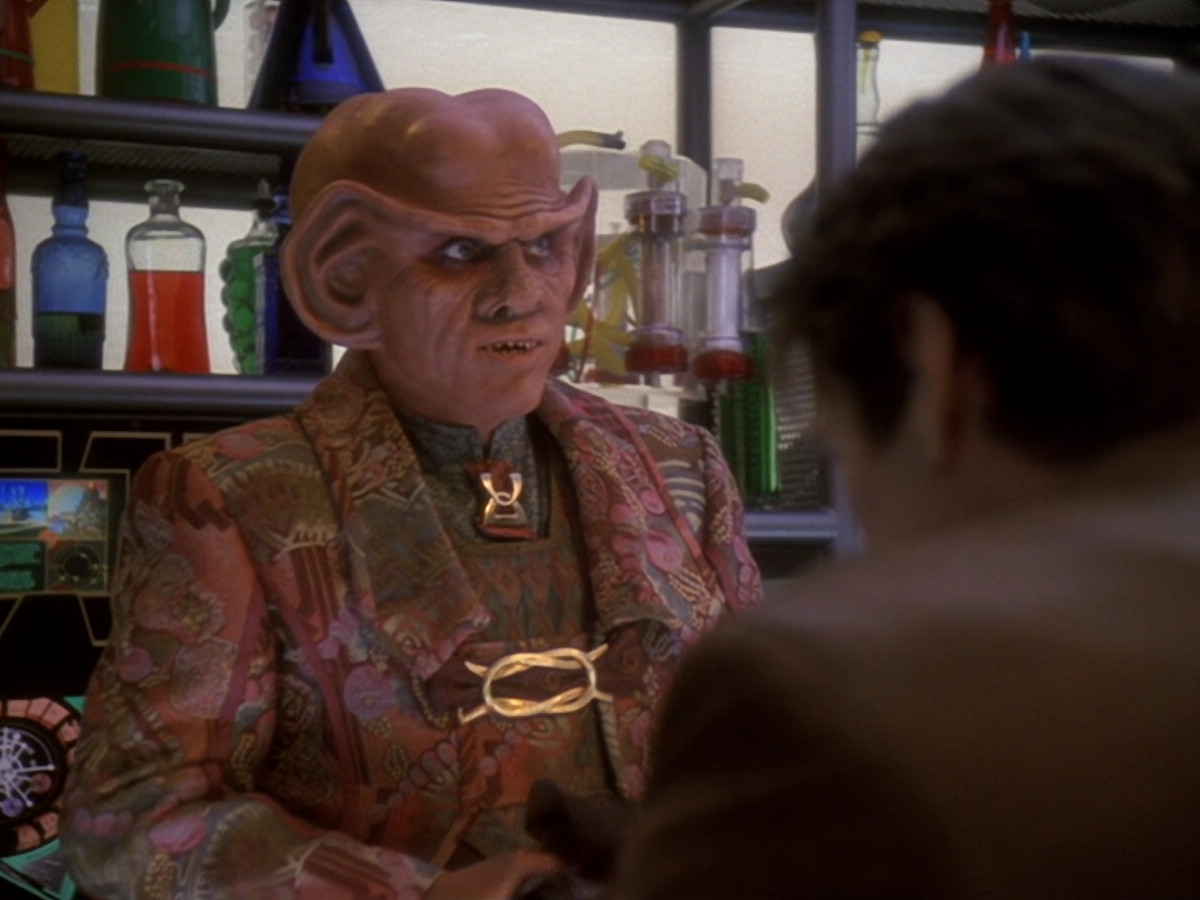 extant_StarTrek_DS9_6x08-Resurrection_02716.jpg