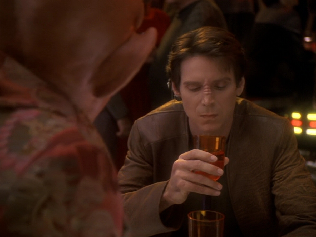 extant_StarTrek_DS9_6x08-Resurrection_02734.jpg