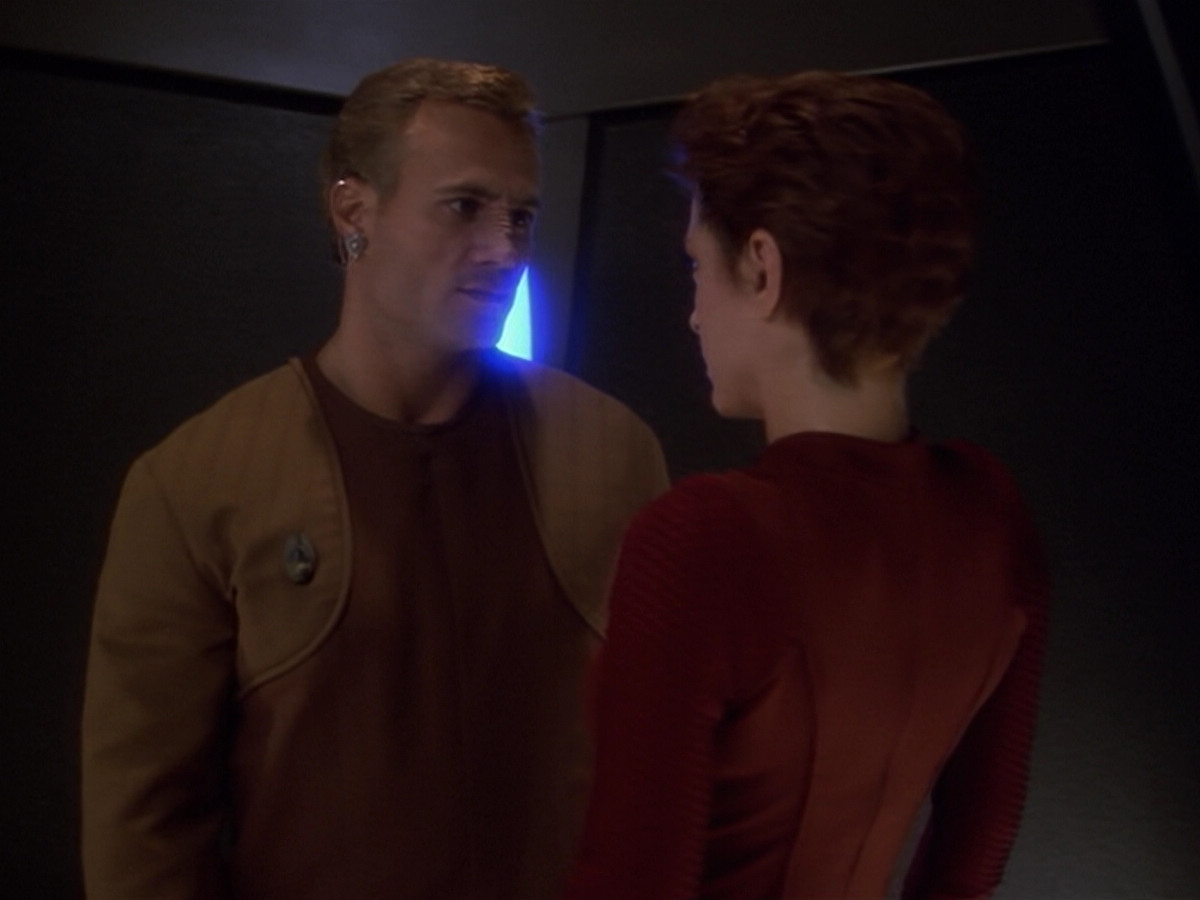 extant_StarTrek_DS9_6x08-Resurrection_03249.jpg