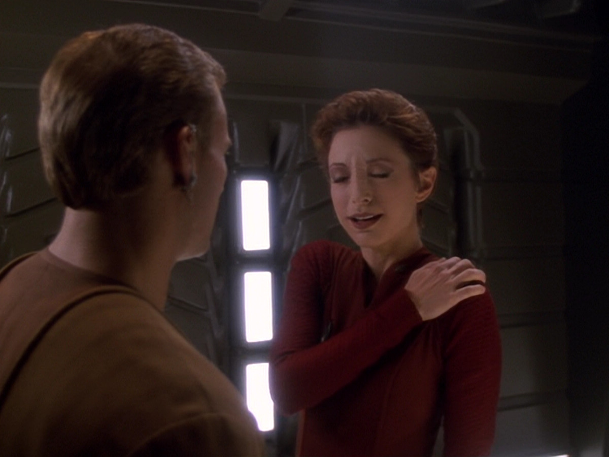 extant_StarTrek_DS9_6x08-Resurrection_03255.jpg