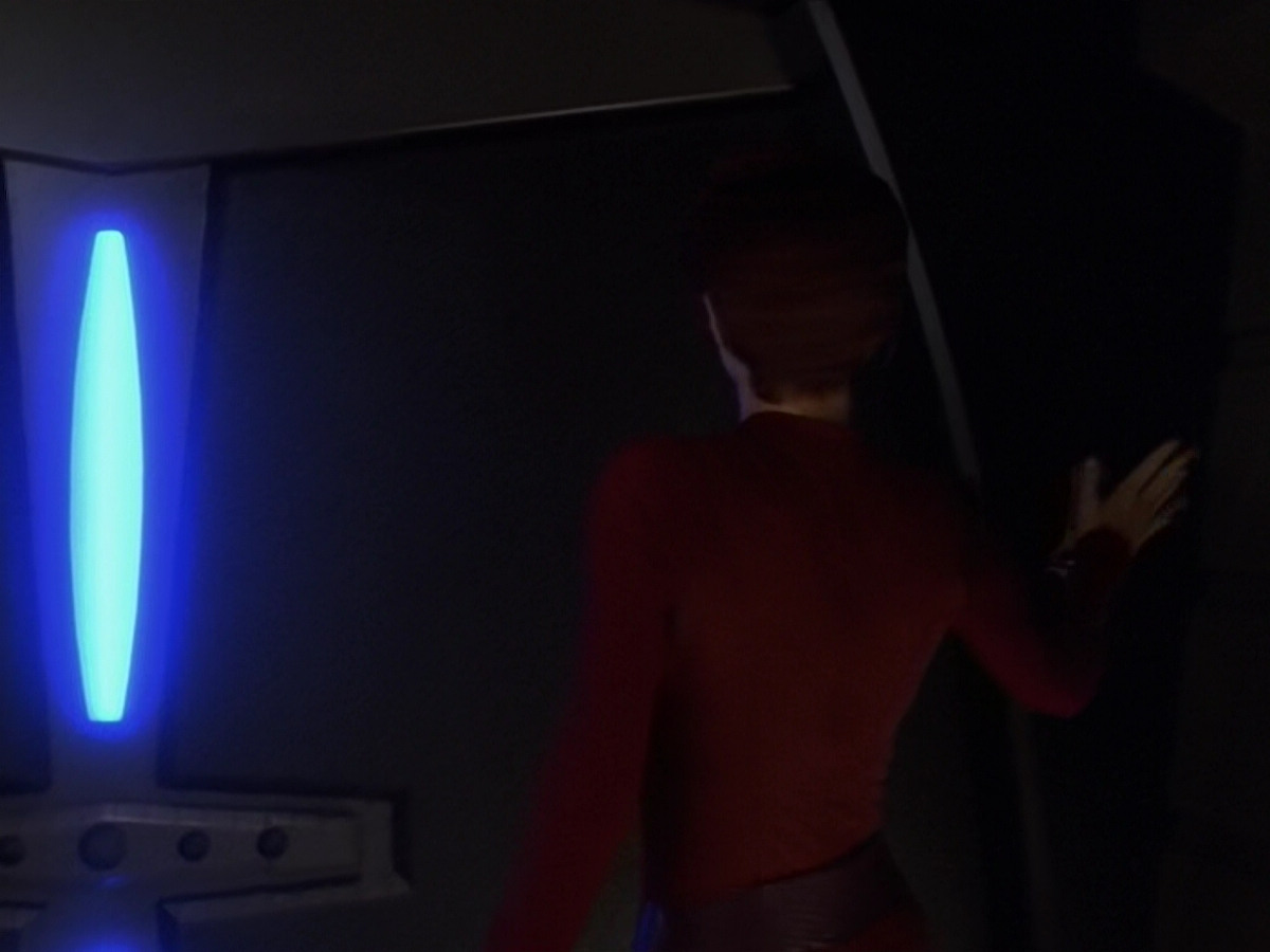 extant_StarTrek_DS9_6x08-Resurrection_03311.jpg
