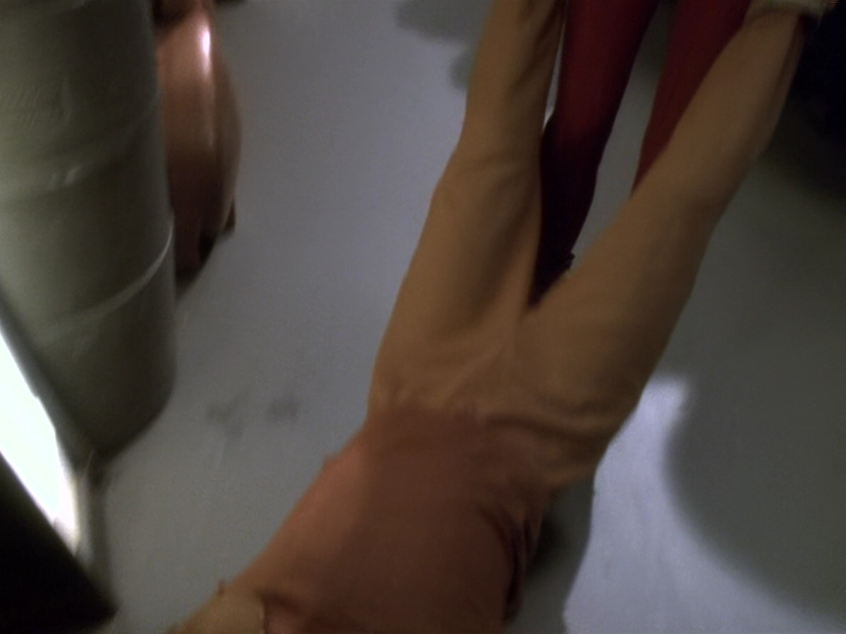extant_StarTrek_DS9_6x08-Resurrection_03323.jpg