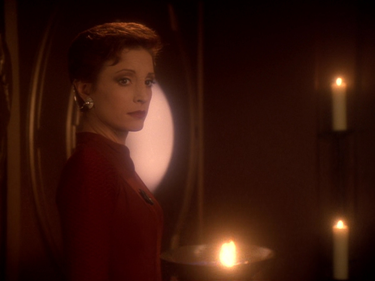 extant_StarTrek_DS9_6x08-Resurrection_03732.jpg