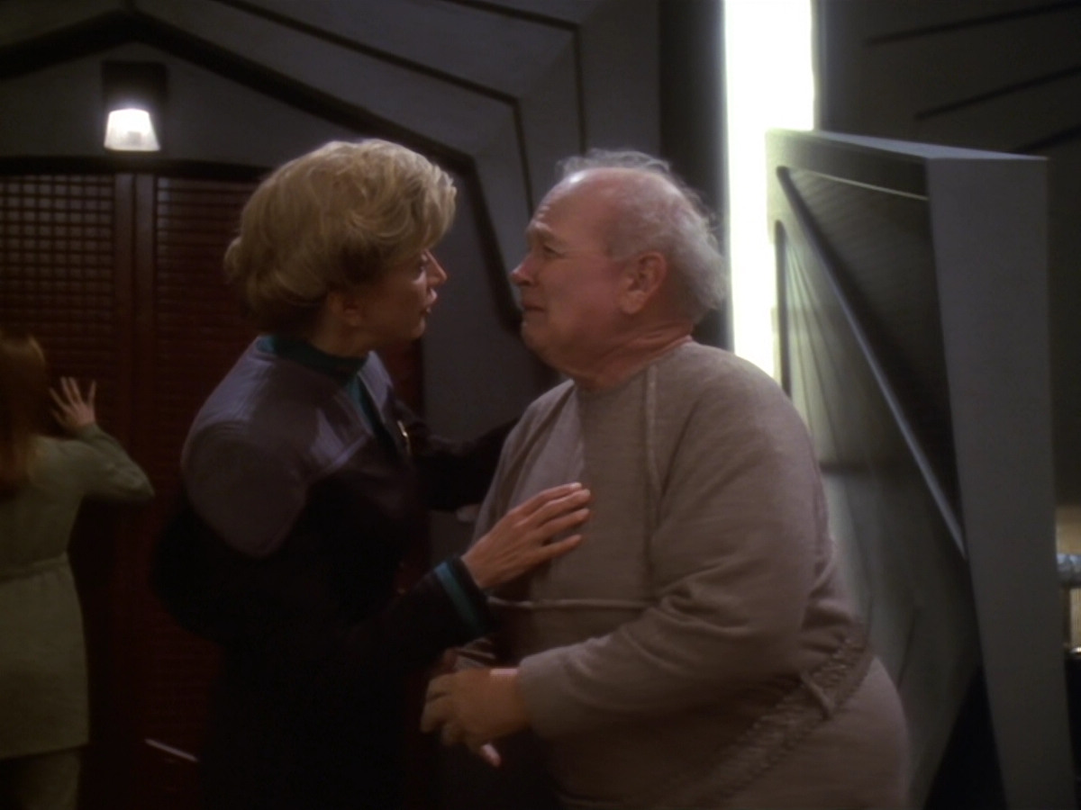 extant_StarTrek_DS9_6x09-StatisticalProbabilities_00034.jpg