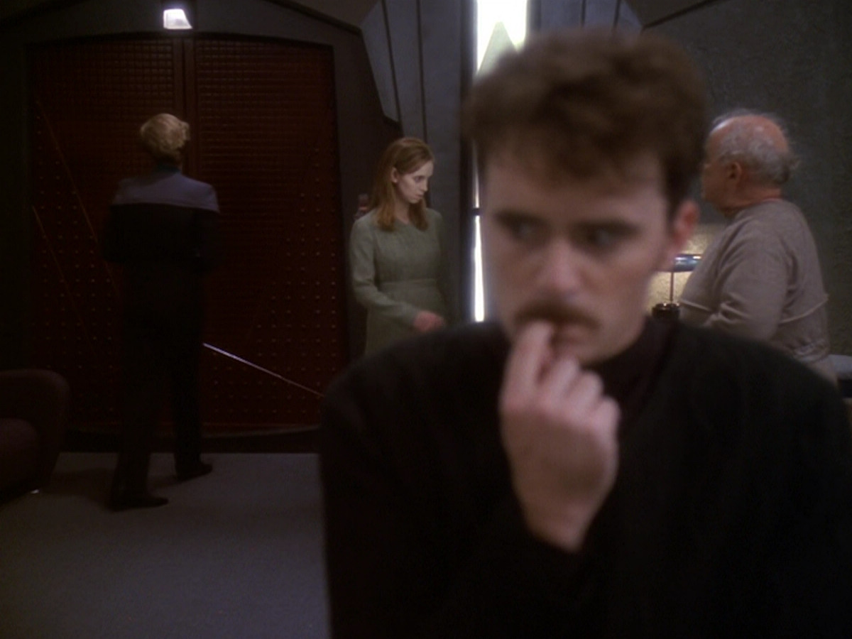 extant_StarTrek_DS9_6x09-StatisticalProbabilities_00215.jpg