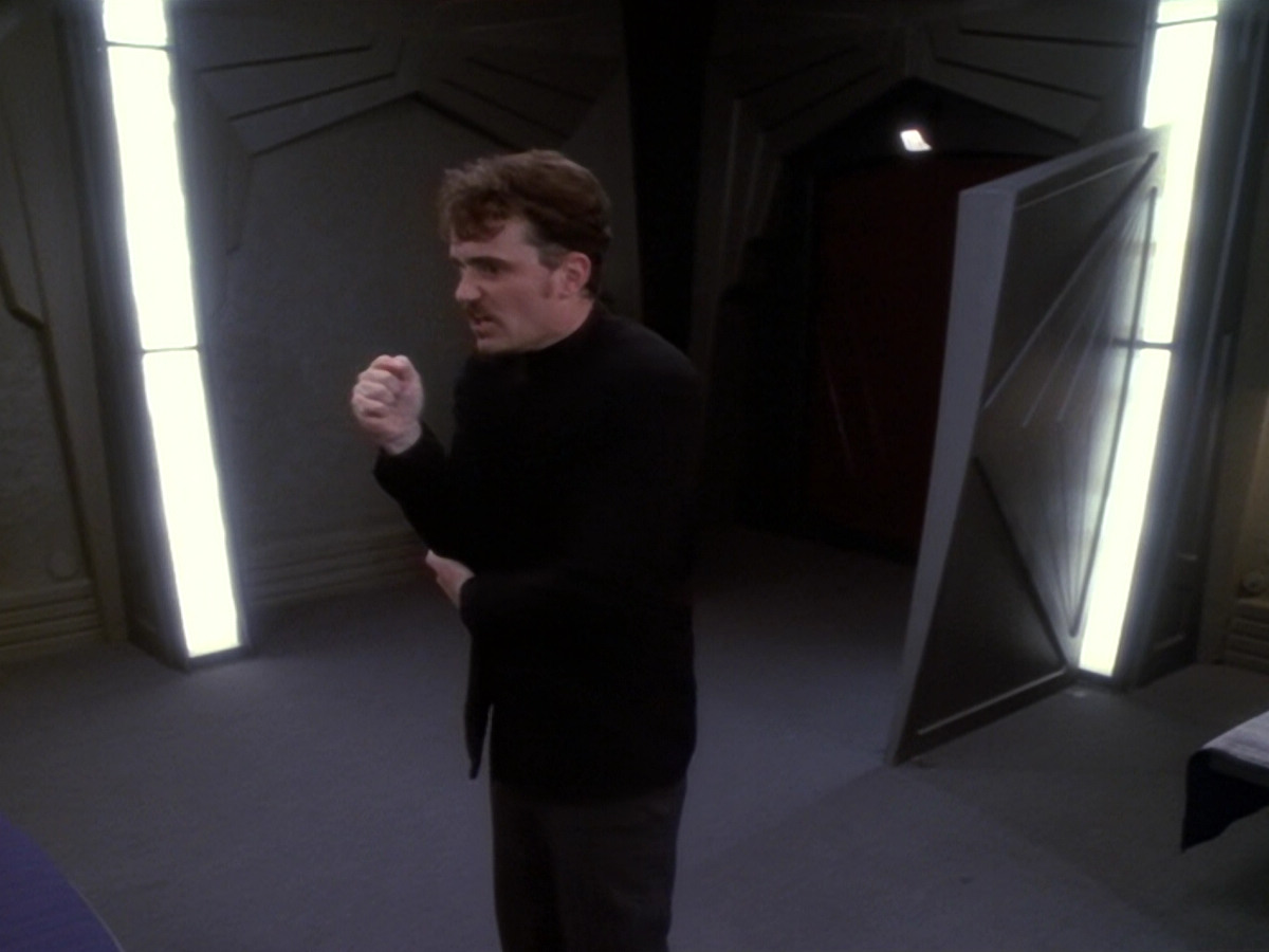extant_StarTrek_DS9_6x09-StatisticalProbabilities_00649.jpg