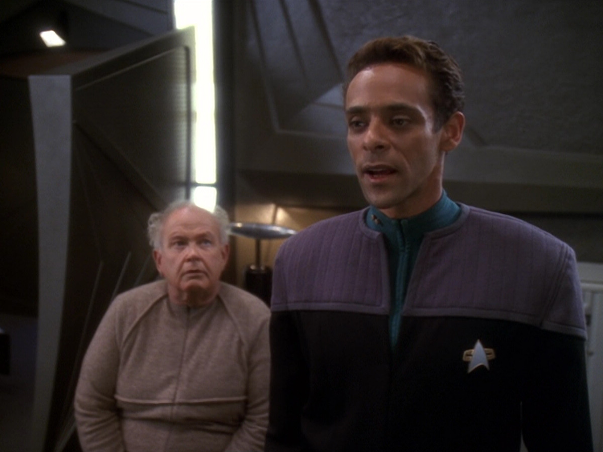 extant_StarTrek_DS9_6x09-StatisticalProbabilities_00652.jpg