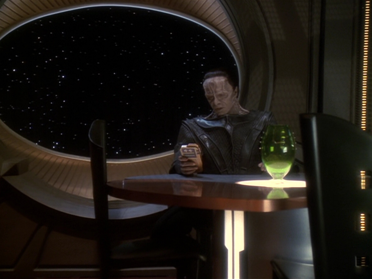 extant_StarTrek_DS9_6x09-StatisticalProbabilities_02990.jpg