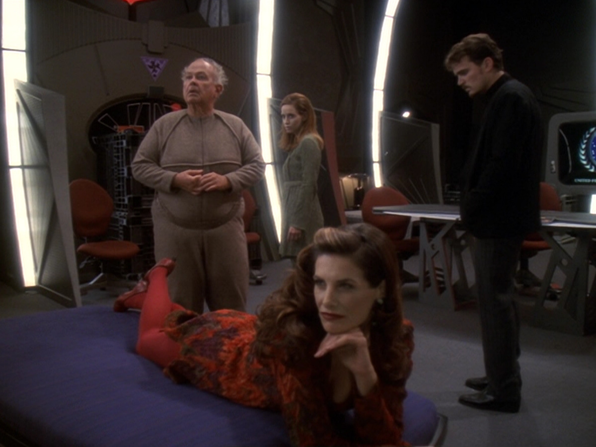 extant_StarTrek_DS9_6x09-StatisticalProbabilities_03437.jpg