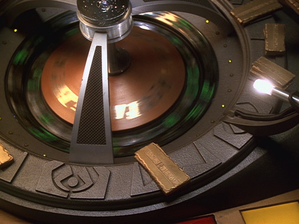 extant_StarTrek_DS9_6x09-StatisticalProbabilities_03563.jpg
