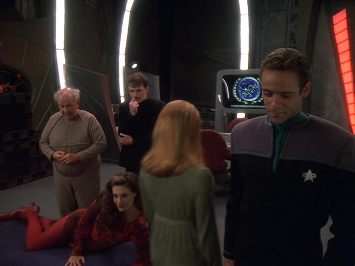 extant_StarTrek_DS9_6x09-StatisticalProbabilities_03702.jpg