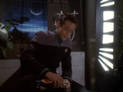 extant_StarTrek_DS9_6x09-StatisticalProbabilities_00854.jpg