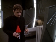 extant_StarTrek_DS9_6x09-StatisticalProbabilities_01990.jpg