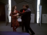 extant_StarTrek_DS9_6x09-StatisticalProbabilities_02000.jpg