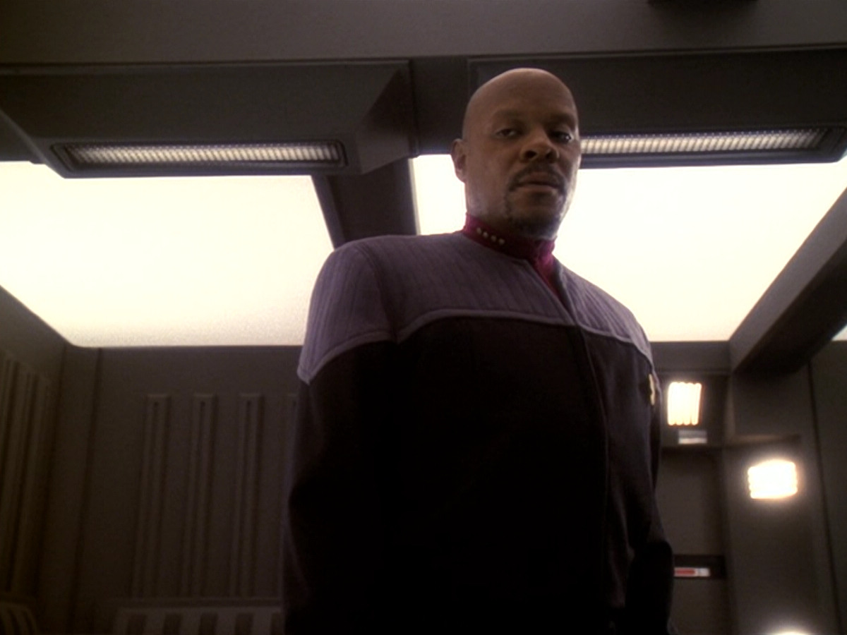 extant_StarTrek_DS9_6x11-Waltz_00072.jpg