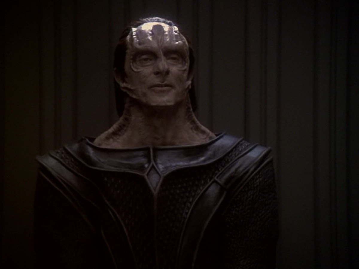 extant_StarTrek_DS9_6x11-Waltz_00107.jpg