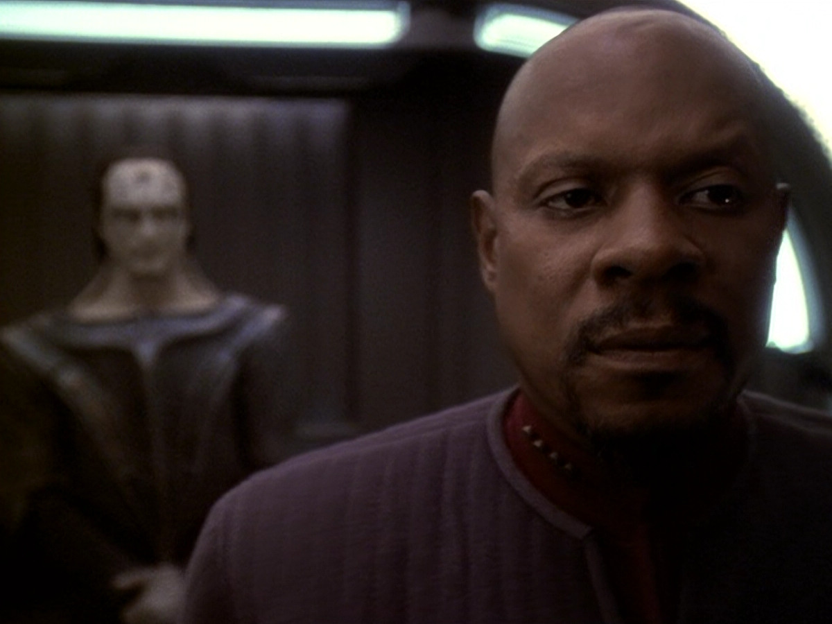 extant_StarTrek_DS9_6x11-Waltz_00296.jpg
