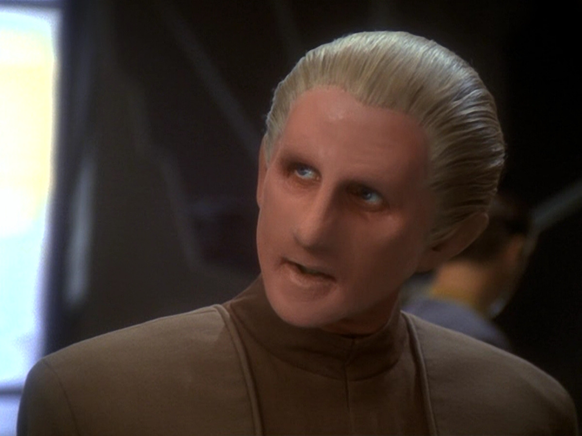 extant_StarTrek_DS9_6x11-Waltz_00578.jpg
