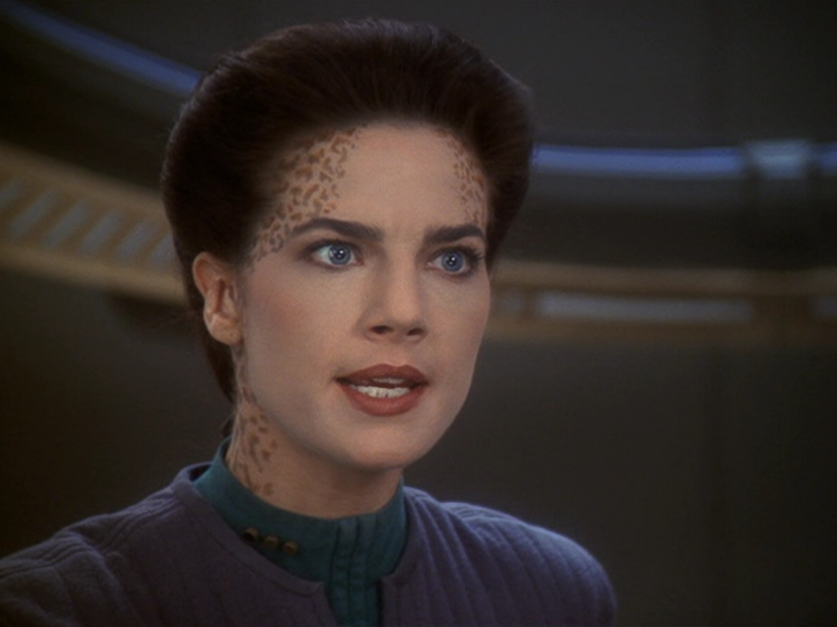 extant_StarTrek_DS9_6x11-Waltz_00581.jpg