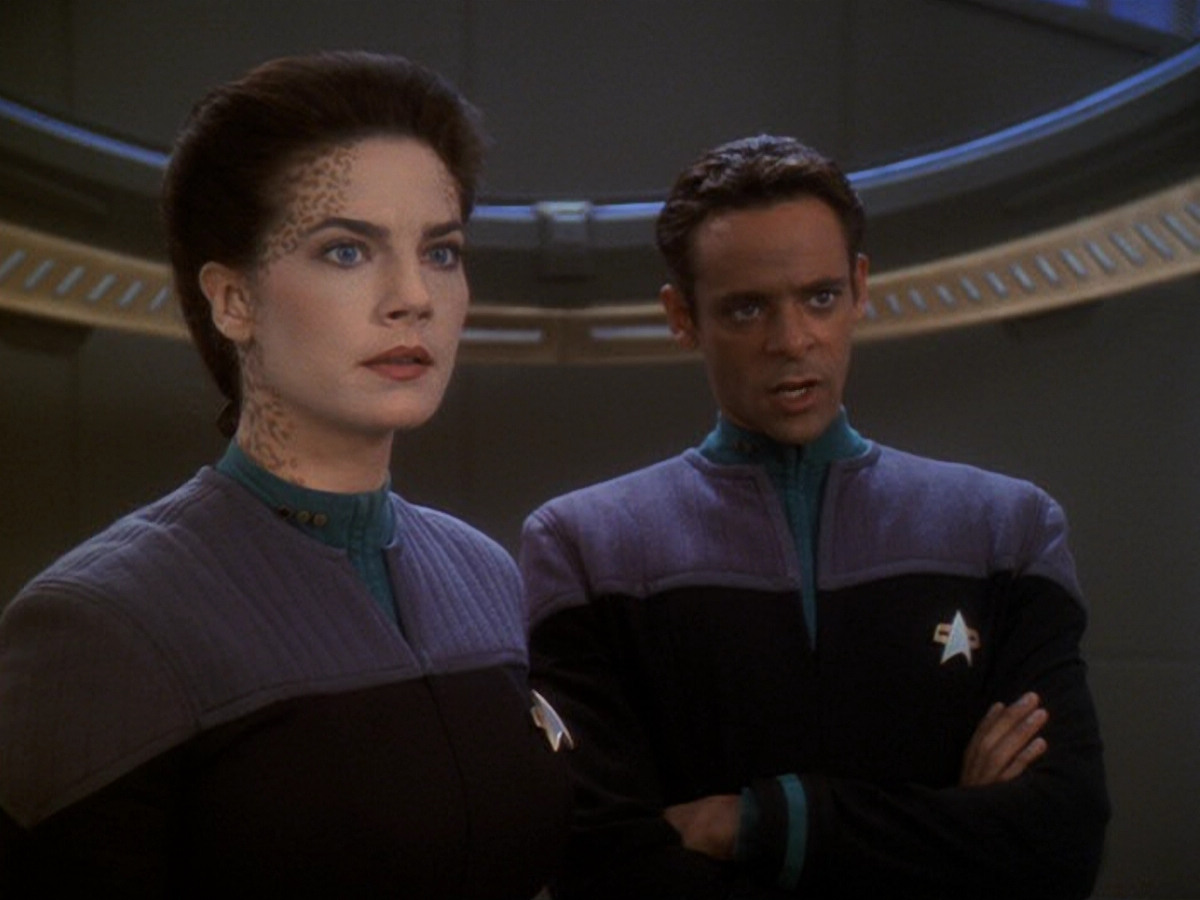 extant_StarTrek_DS9_6x11-Waltz_00627.jpg