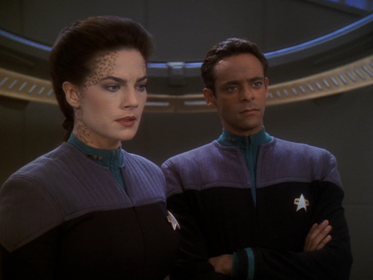 extant_StarTrek_DS9_6x11-Waltz_00641.jpg