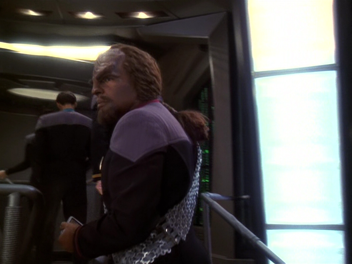 extant_StarTrek_DS9_6x11-Waltz_00657.jpg