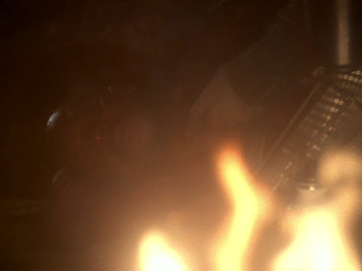 extant_StarTrek_DS9_6x11-Waltz_00691.jpg