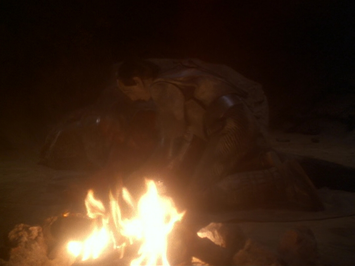 extant_StarTrek_DS9_6x11-Waltz_00706.jpg
