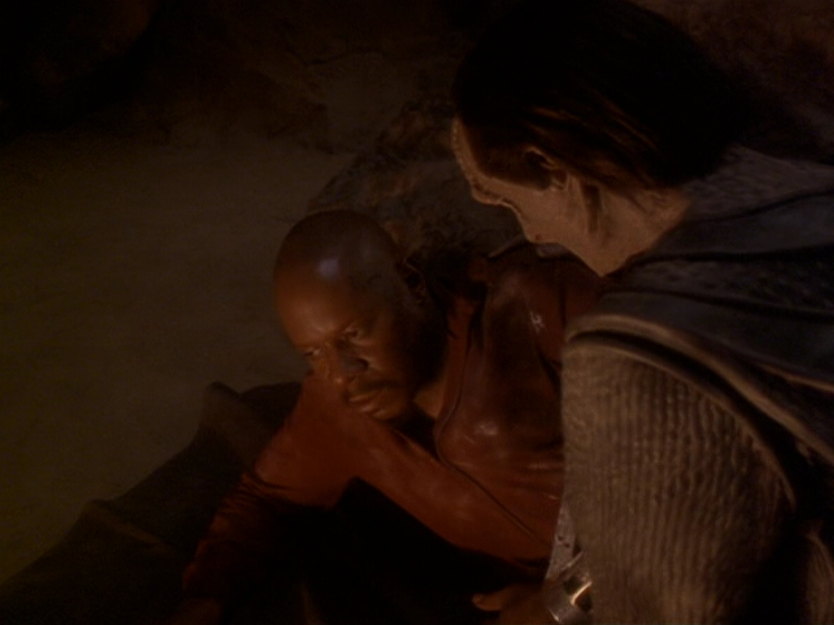 extant_StarTrek_DS9_6x11-Waltz_00713.jpg