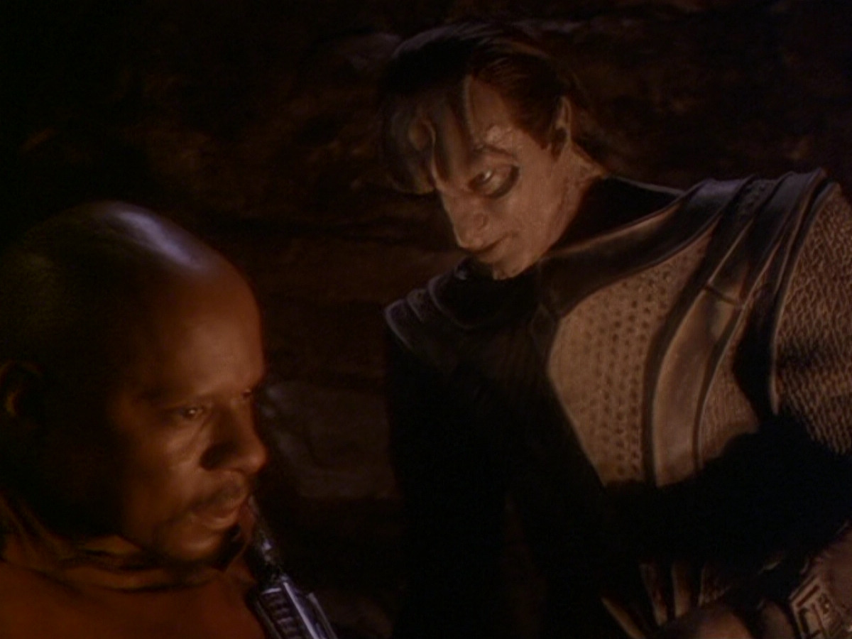 extant_StarTrek_DS9_6x11-Waltz_00731.jpg
