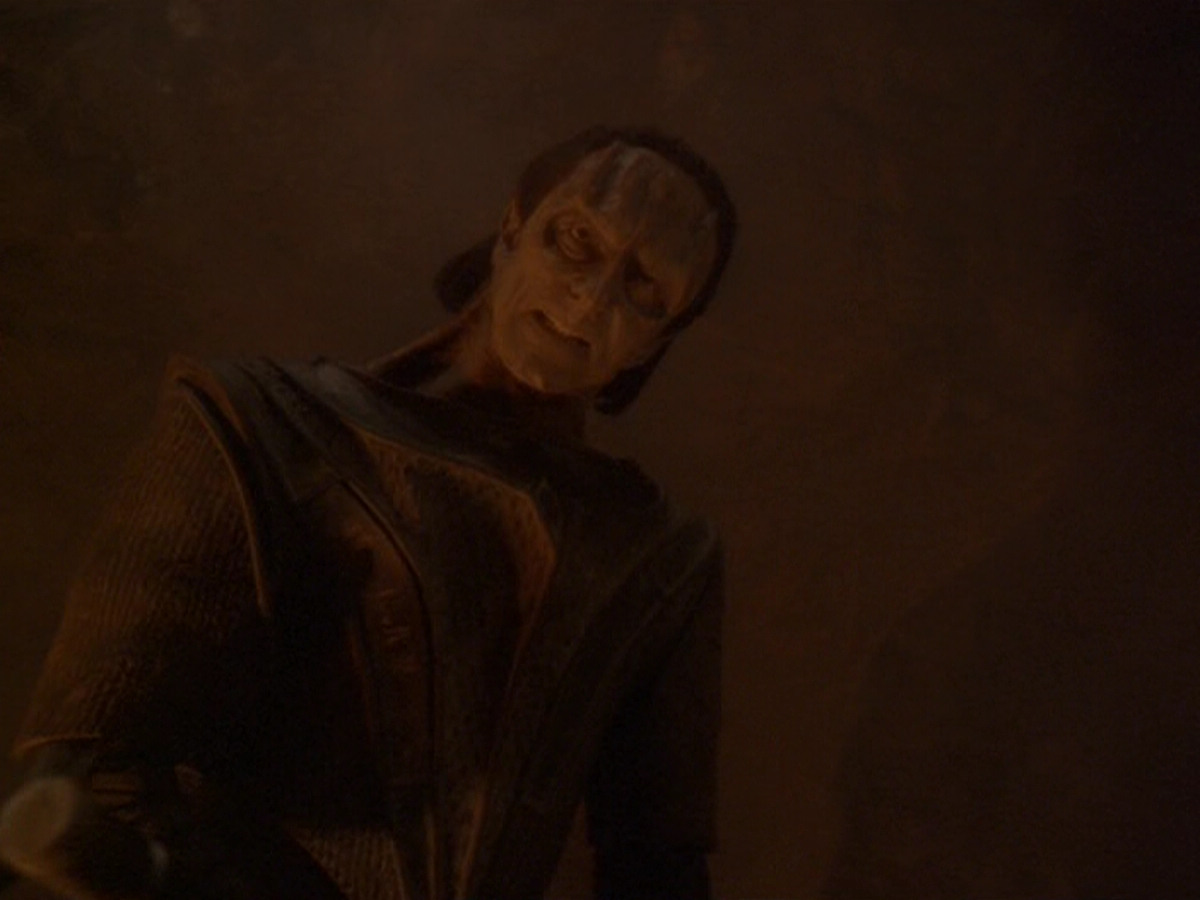 extant_StarTrek_DS9_6x11-Waltz_02578.jpg