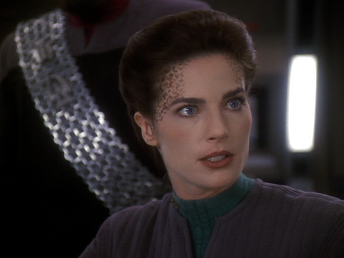 extant_StarTrek_DS9_6x11-Waltz_02656.jpg