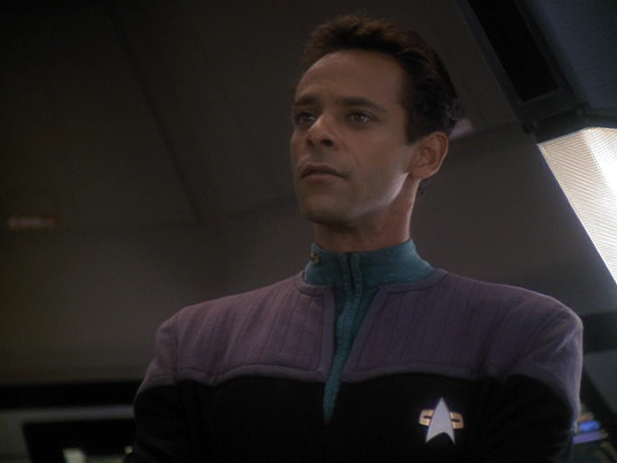 extant_StarTrek_DS9_6x11-Waltz_02677.jpg