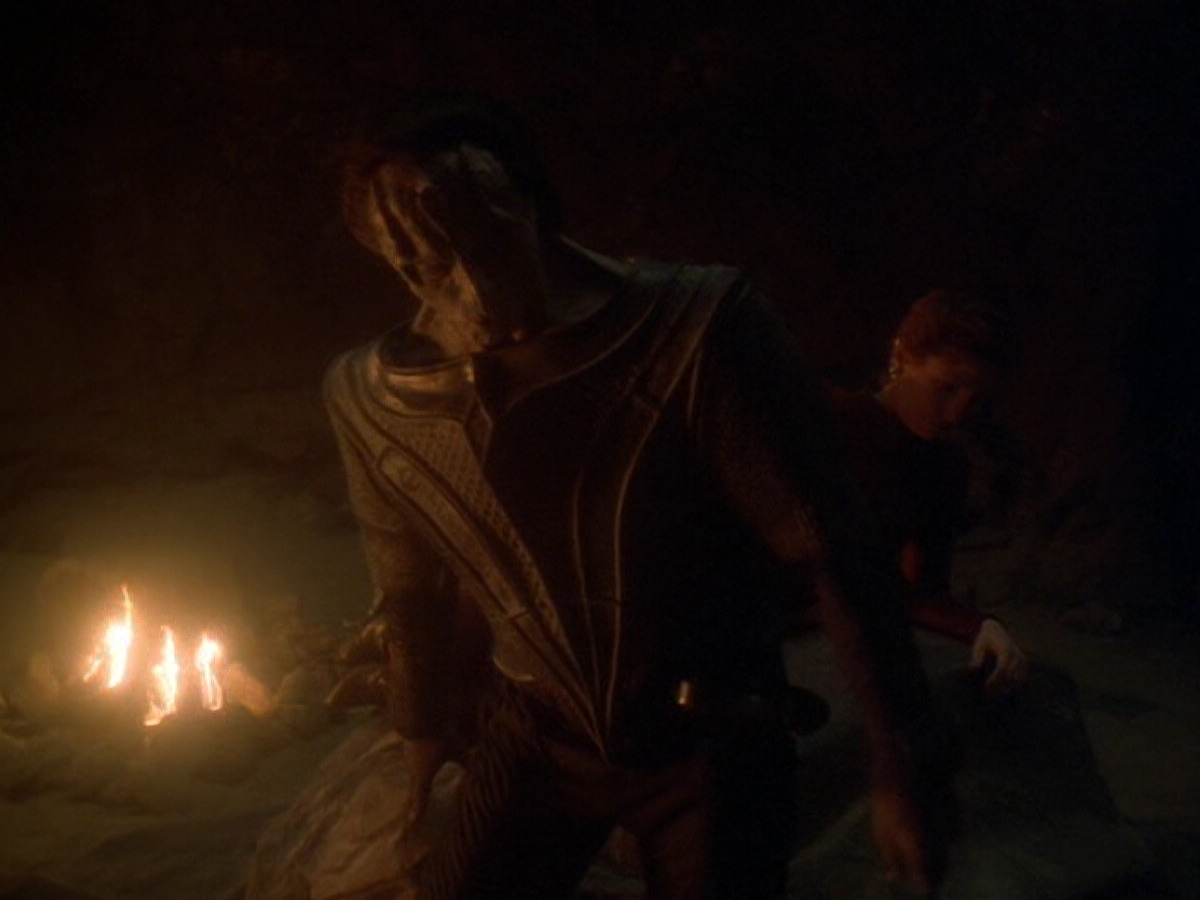 extant_StarTrek_DS9_6x11-Waltz_02967.jpg