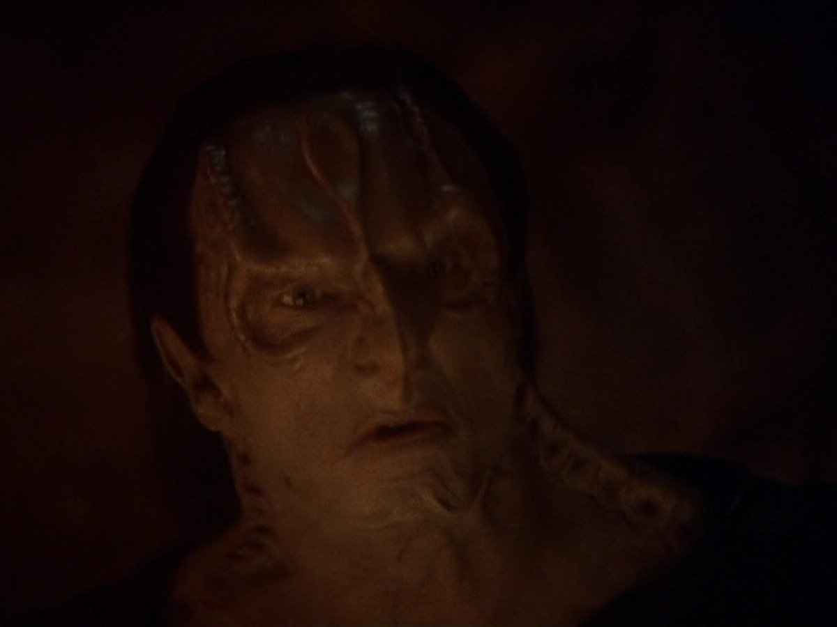 extant_StarTrek_DS9_6x11-Waltz_03292.jpg