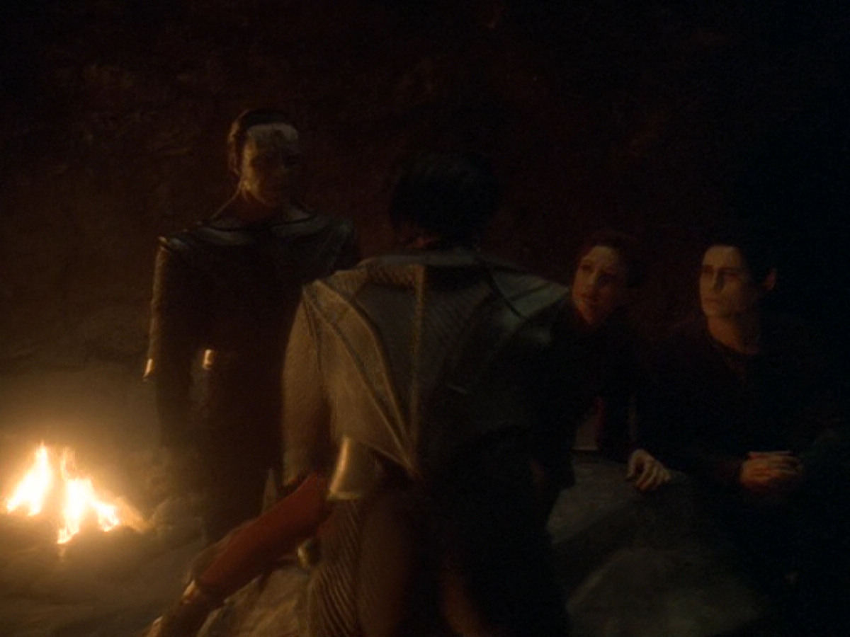 extant_StarTrek_DS9_6x11-Waltz_03303.jpg