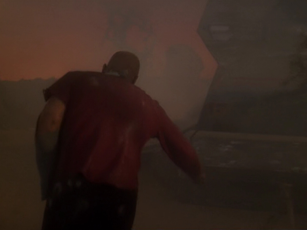 extant_StarTrek_DS9_6x11-Waltz_03402.jpg