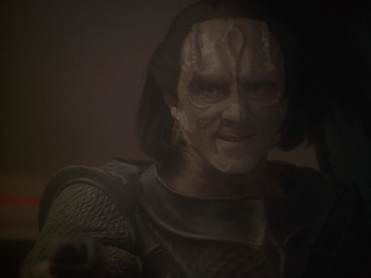 extant_StarTrek_DS9_6x11-Waltz_03451.jpg