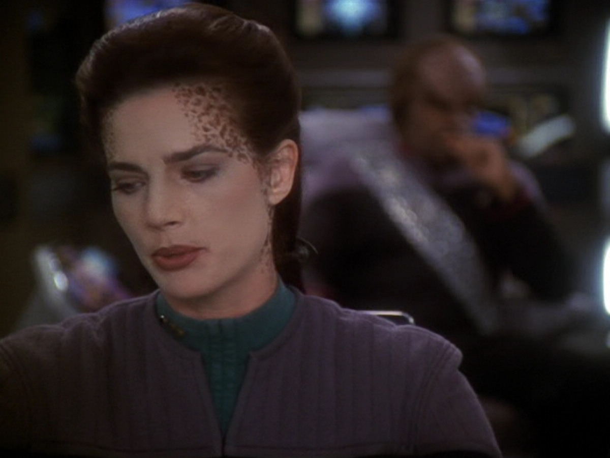 extant_StarTrek_DS9_6x11-Waltz_03578.jpg