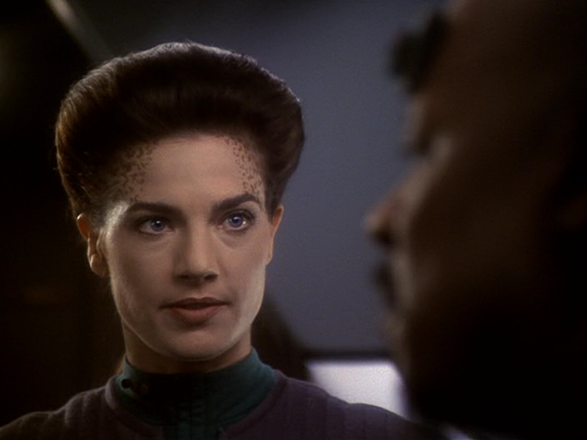 extant_StarTrek_DS9_6x11-Waltz_03641.jpg
