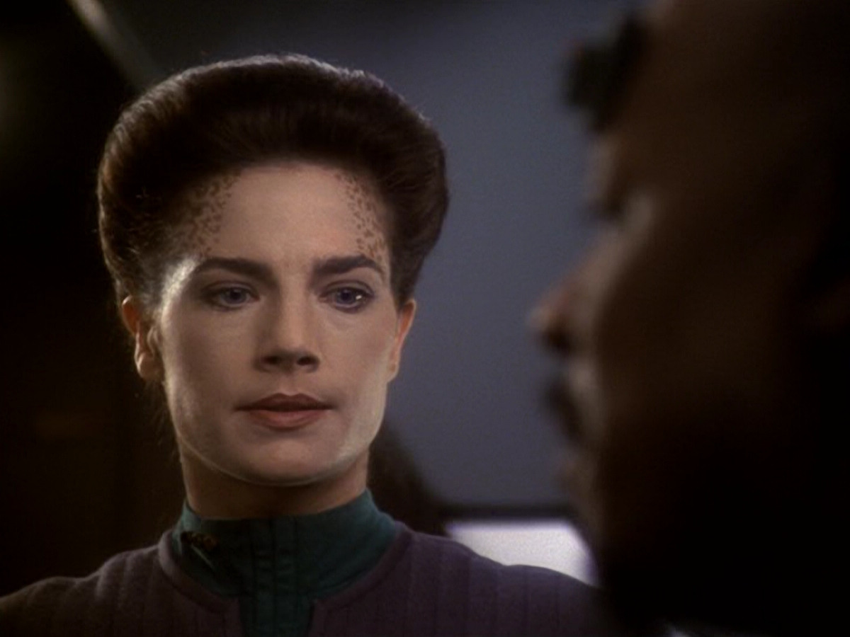 extant_StarTrek_DS9_6x11-Waltz_03649.jpg