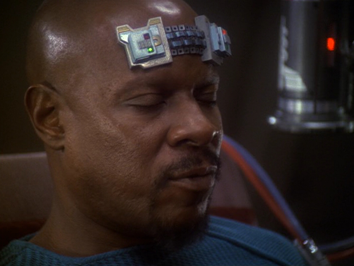 extant_StarTrek_DS9_6x11-Waltz_03661.jpg