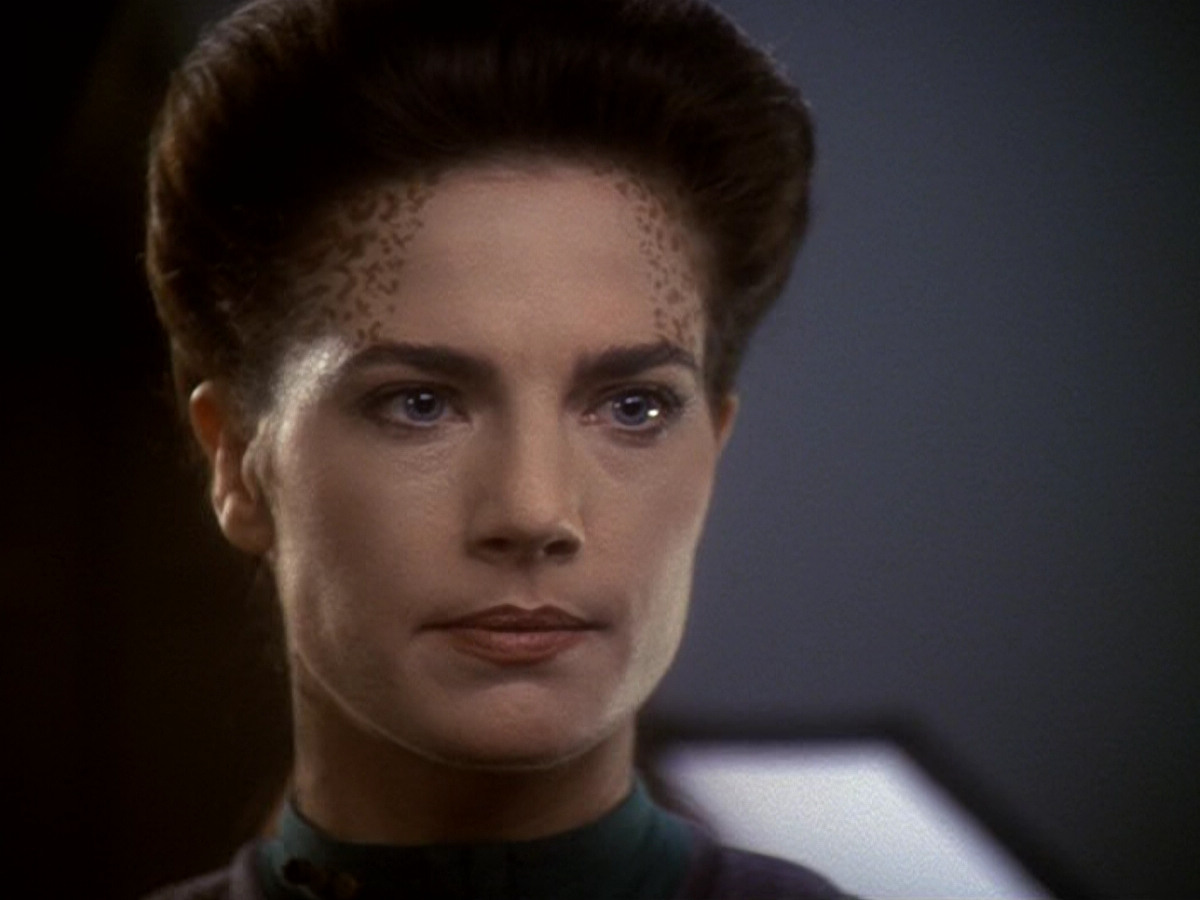 extant_StarTrek_DS9_6x11-Waltz_03691.jpg