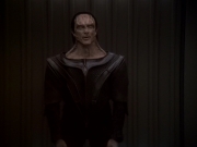 extant_StarTrek_DS9_6x11-Waltz_00272.jpg
