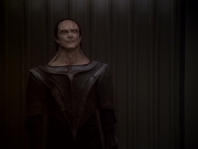 extant_StarTrek_DS9_6x11-Waltz_00276.jpg