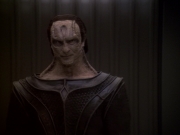extant_StarTrek_DS9_6x11-Waltz_00281.jpg