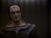 extant_StarTrek_DS9_6x11-Waltz_00284.jpg